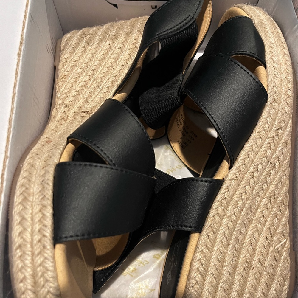 Wedge sandals Black size 9